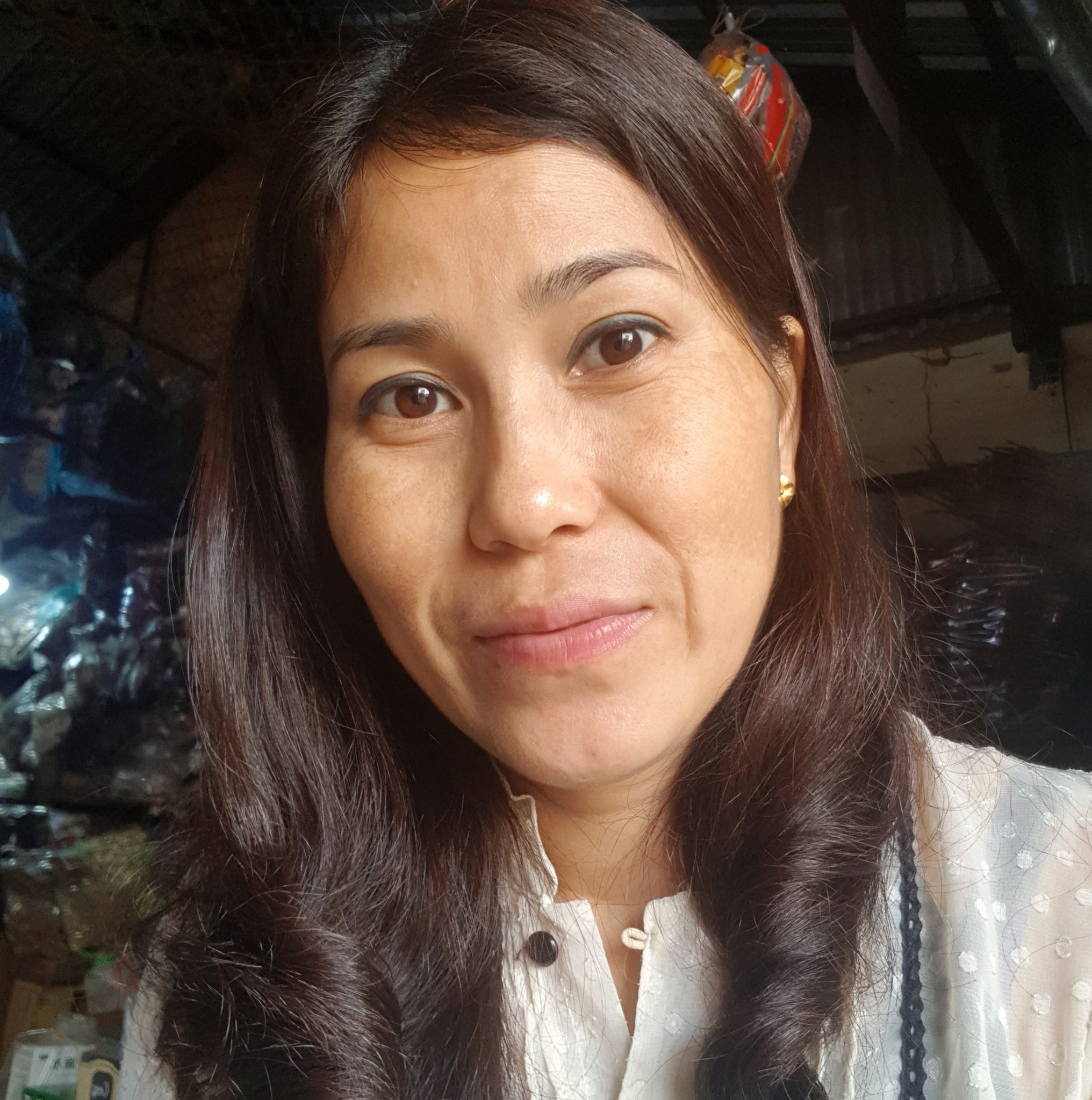 Muag Tshuaj Ntsuab, Khoomsiv Hmoob-ร้านยาสะหมุนไพ