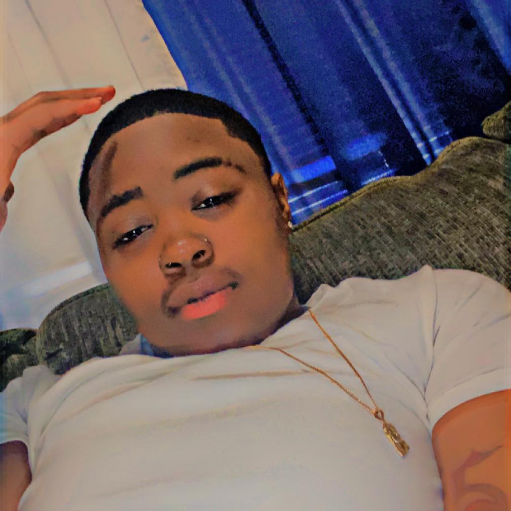 I don’t give af wat time it is when bae say he hungry ima shake them ...