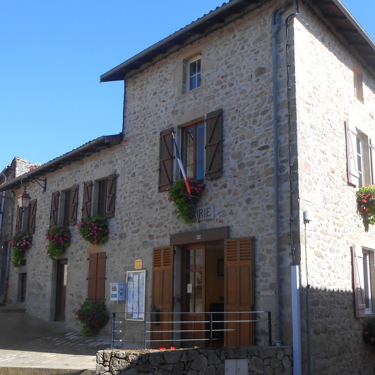 mairie-de-saint-auvent-saint-auvent