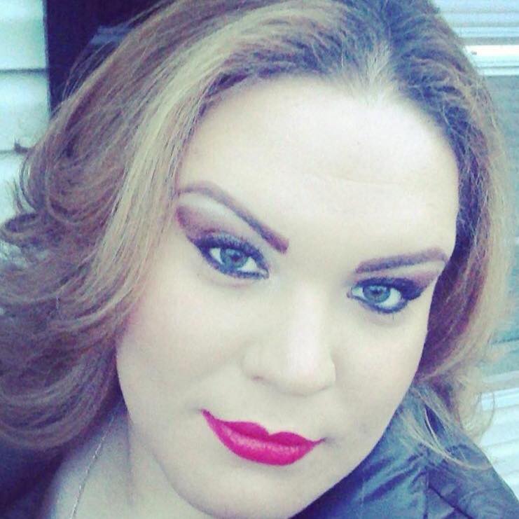 Karlita Perez Younique
