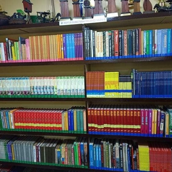 PDMES LR/E-Library HUB | Quezon City