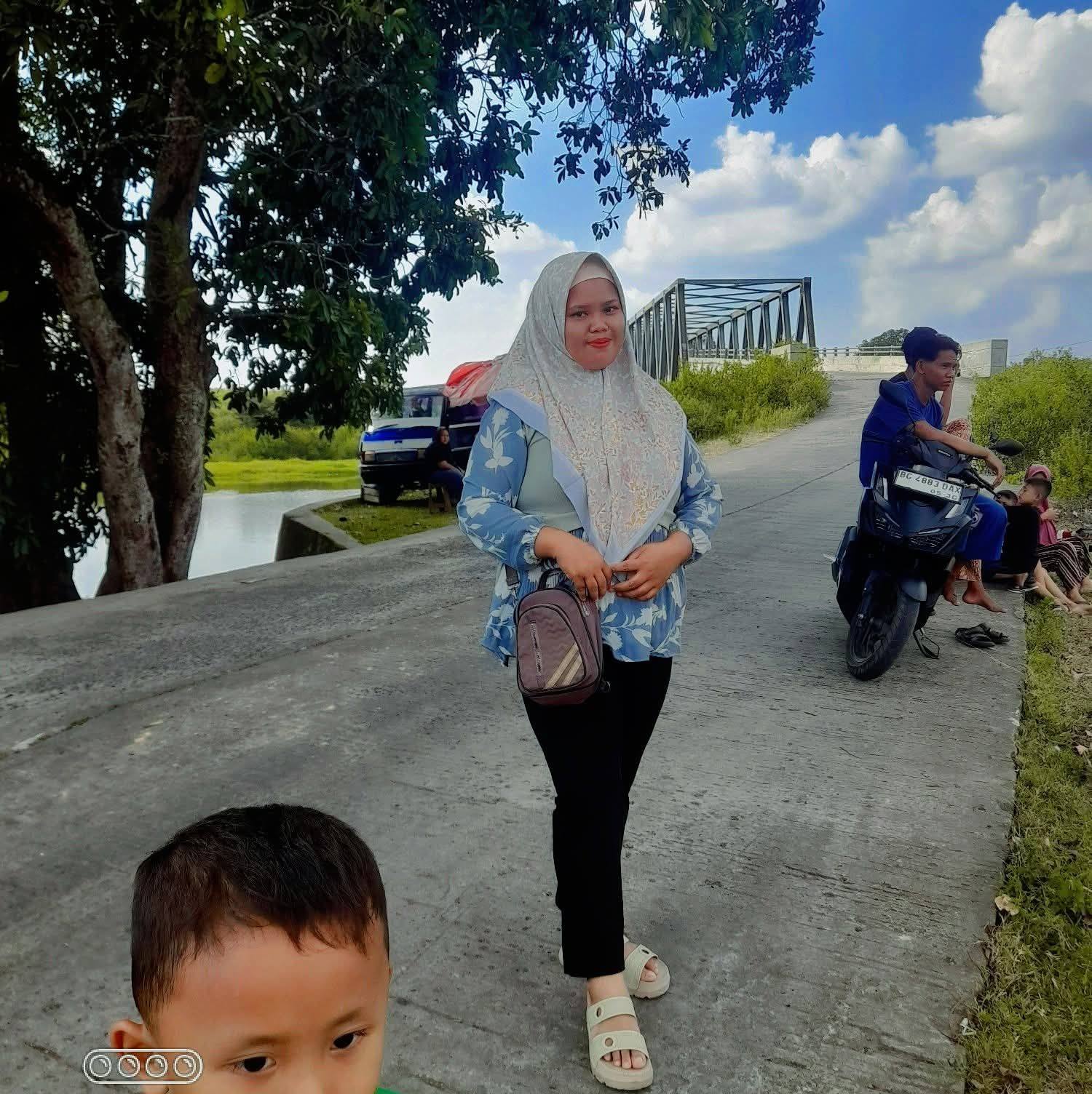 Rani Sartika - Pada akhirnya sekali lagi aku kalah dengan... | Facebook