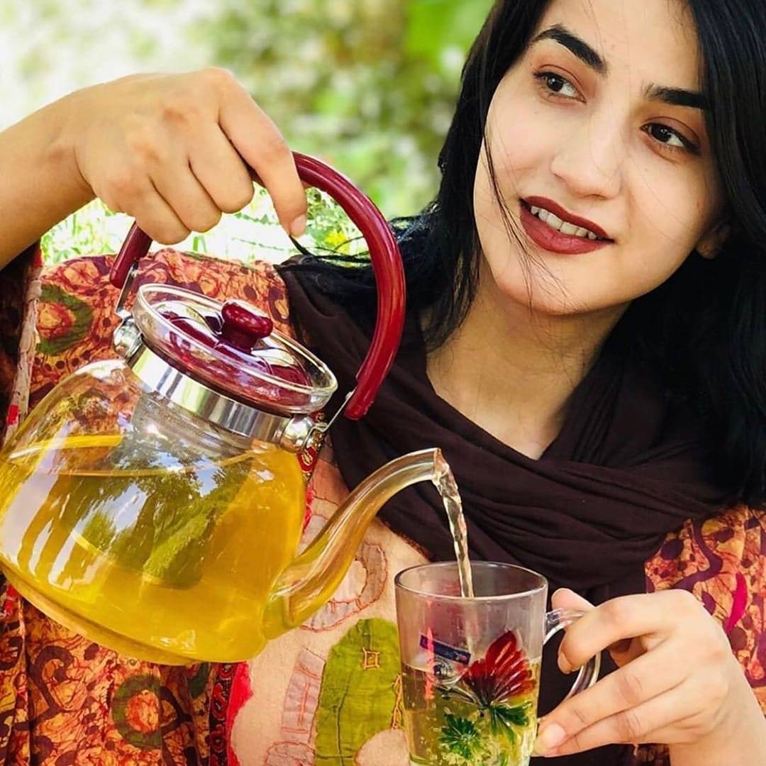زنده گی با عشق زیباست