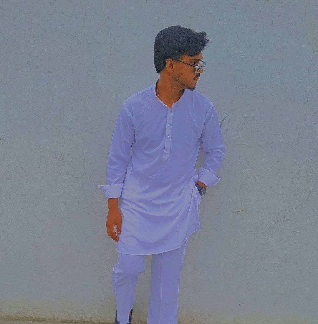 Jeyan J Khan