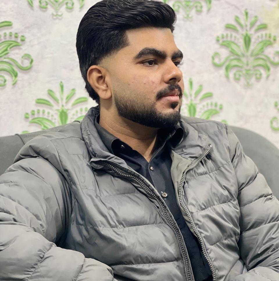 Azhan Razzaq Azhan Razzaq