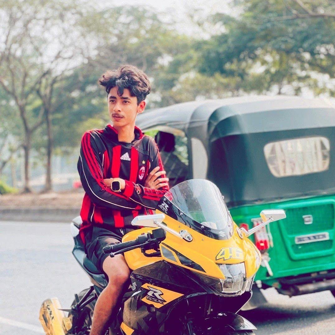 Pubg I'd sell 12K..bd.. and inbox please Level 77 M416 level 2..UMP4 ...