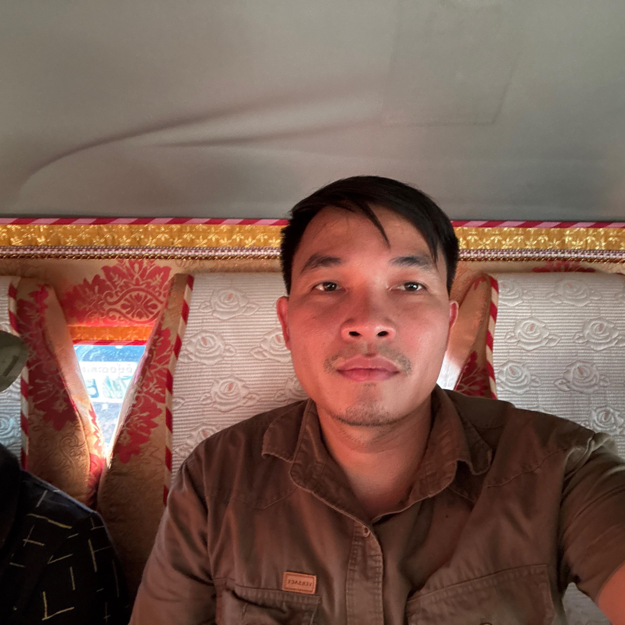 Visot Tun