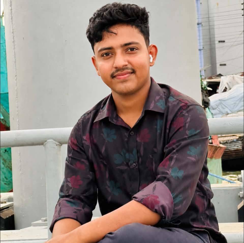 মাশা আল্লাহ প্রিয় শায়েখ কুয়াকাটা হুজুর পবিত্র ওমরাহ পালনে মদিনায়