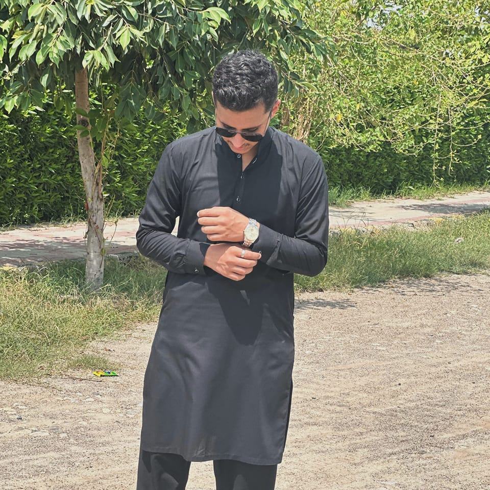 Umair Tiktok Wala | Region Issue agr kisi ko arha hai to btaye usla ...