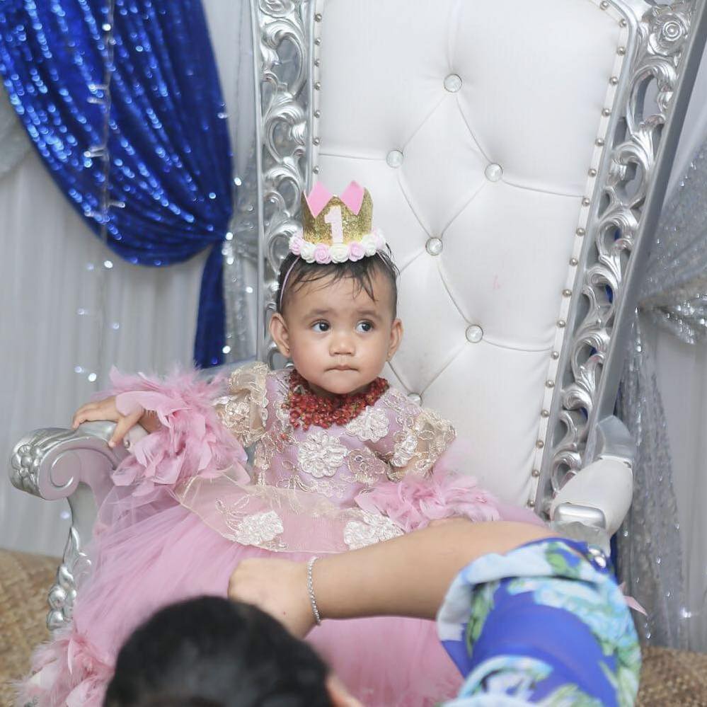 Michelle - Hi Handsome baby Ahokava Thank you sis Sana Jay Sulunga ...