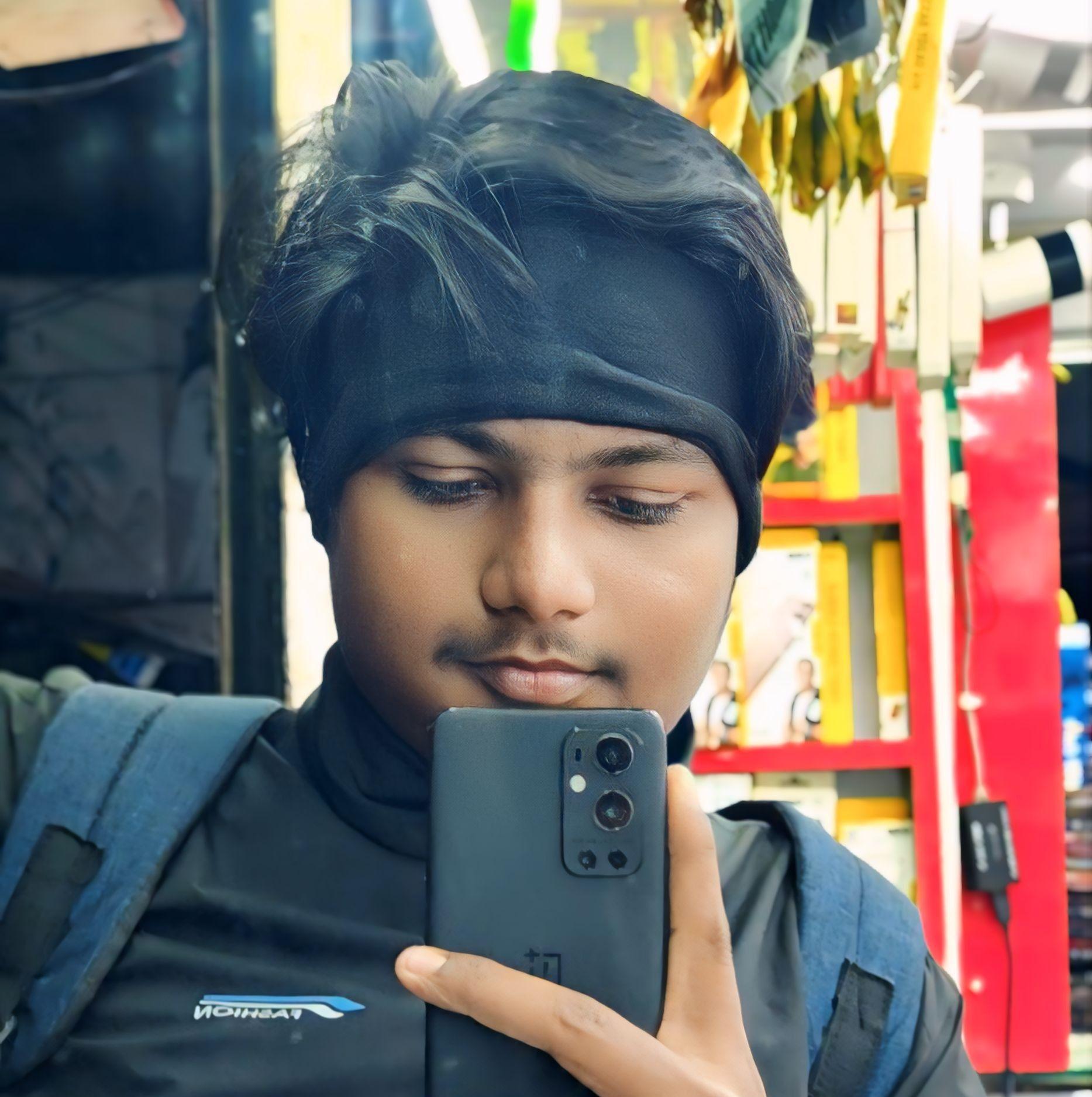 Shiddu Roy