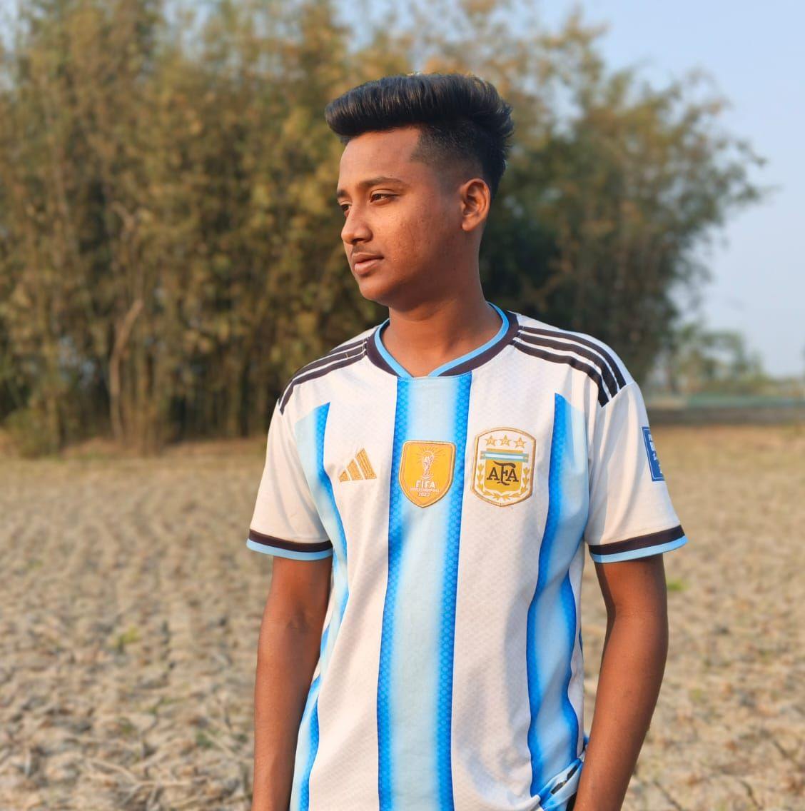 Md Meshkat
