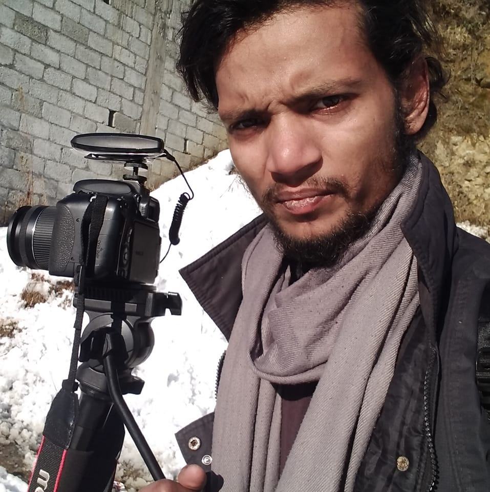 Feel Flix - 👦 Ragpicker Woman Found A Child 😱 But He Was A... | Facebook