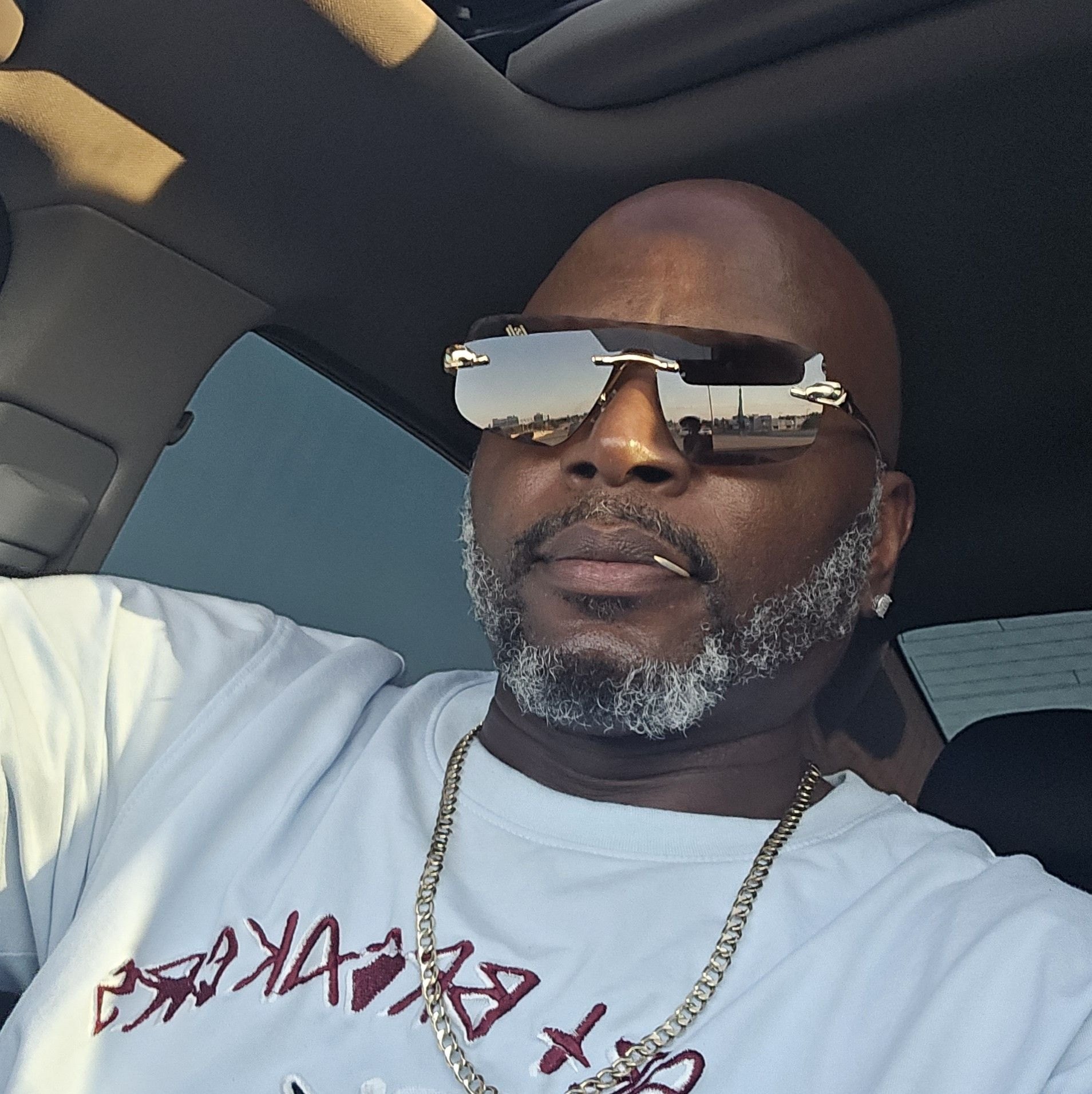 HAPPY SUNDAY | Tip Twotymezz Dale