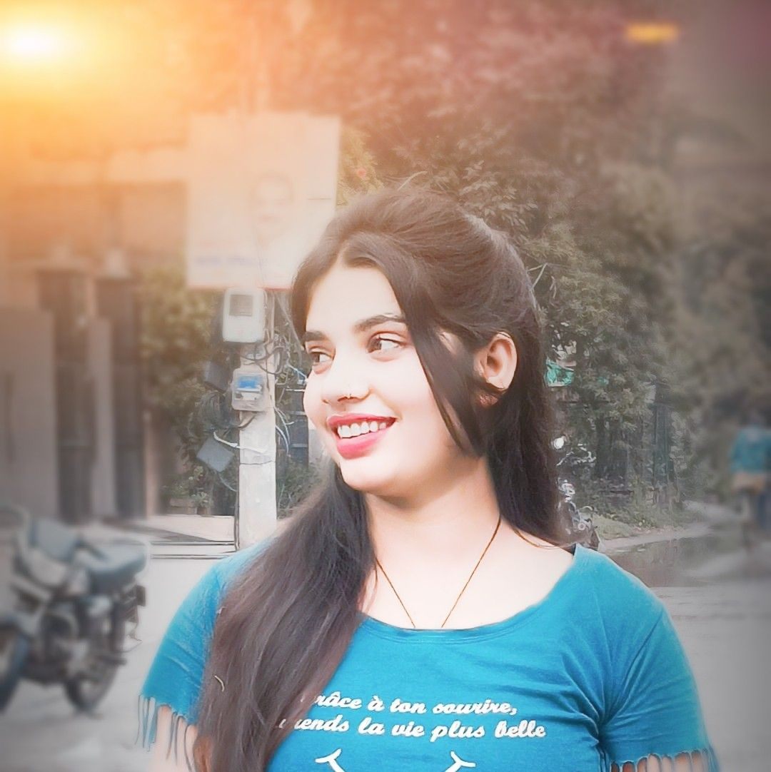 Singer Puja Mahi