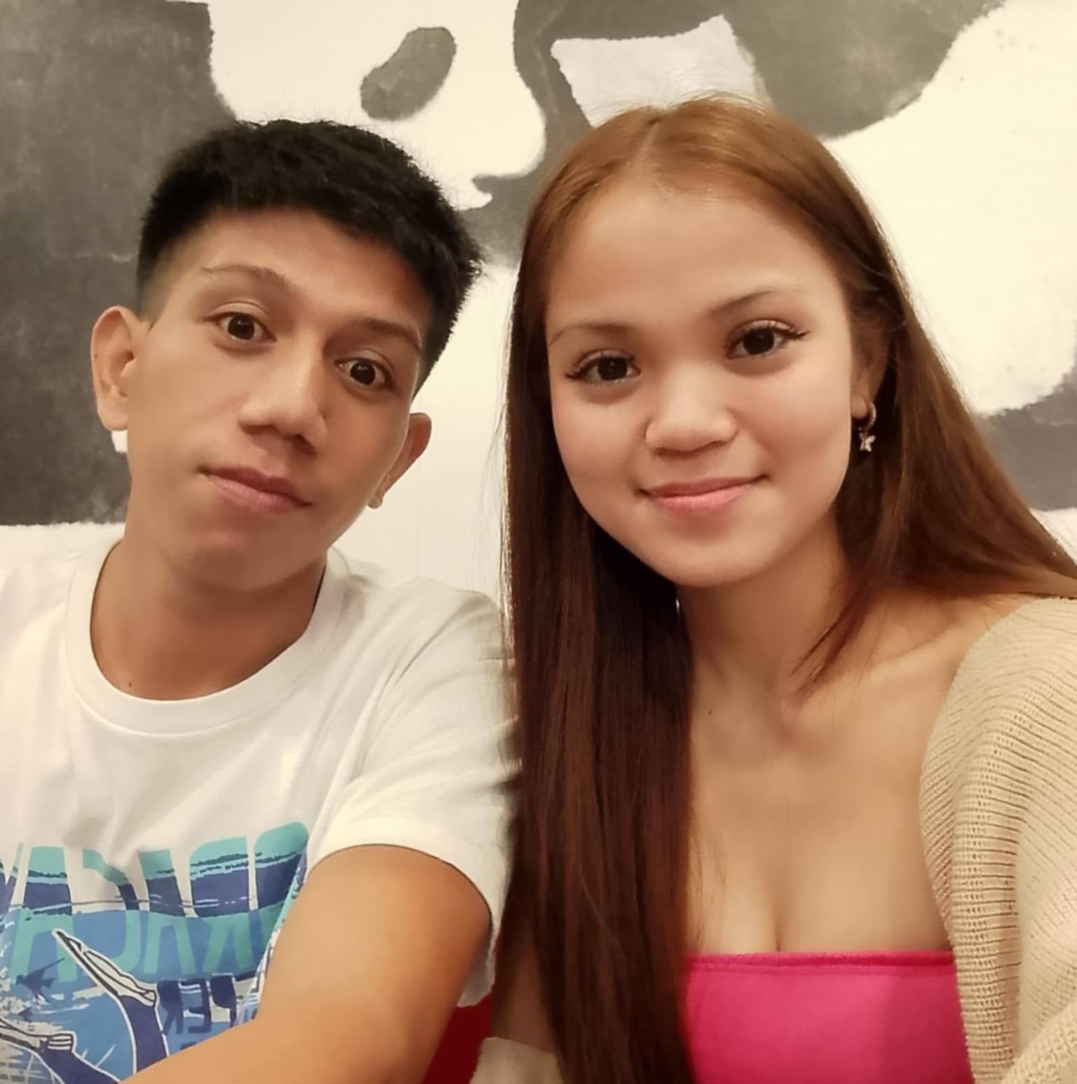 Among kinakusgang singer kay dili ra sya mag antey nako 🫢😊 #singer 🤚🤚 ...