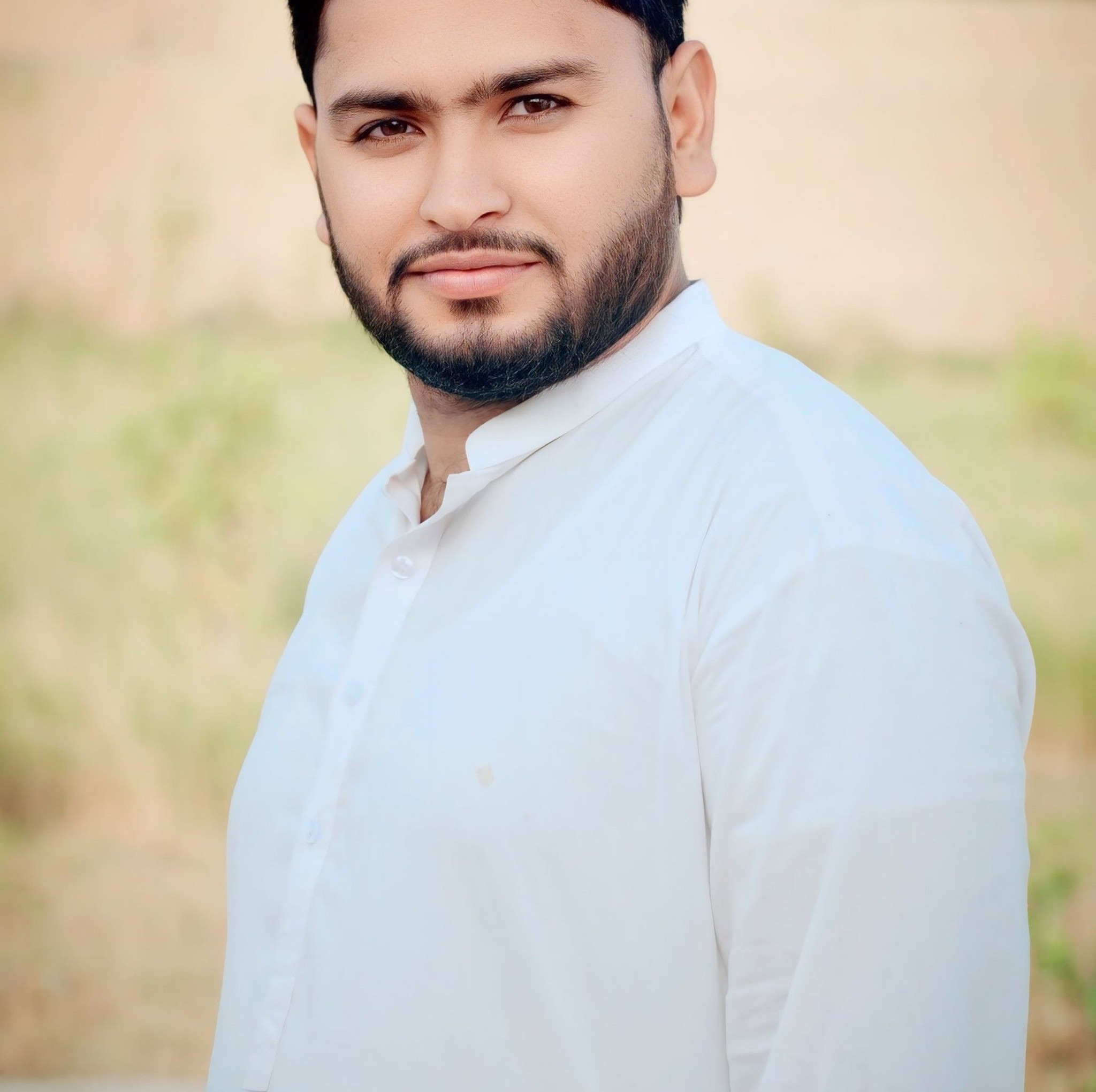 M Rauf Lar