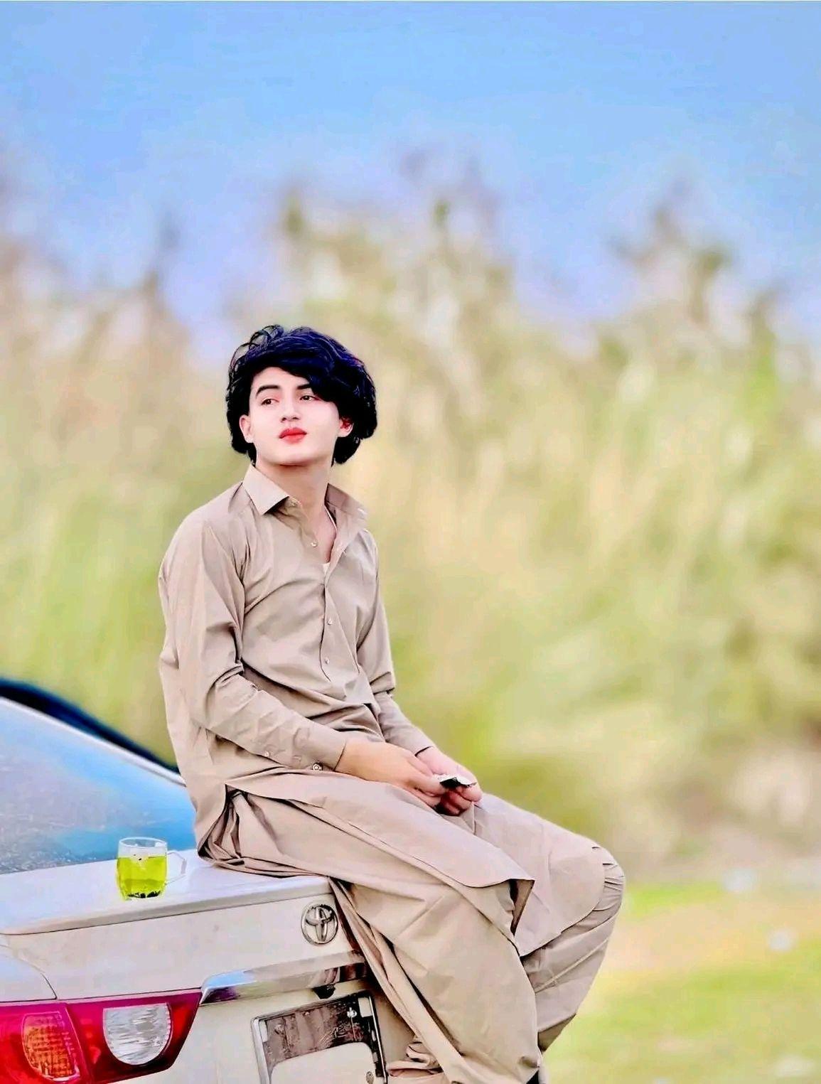 شهزاده گگ تخاری - ‎شهزاده گگ تخاری‎ added a new photo.