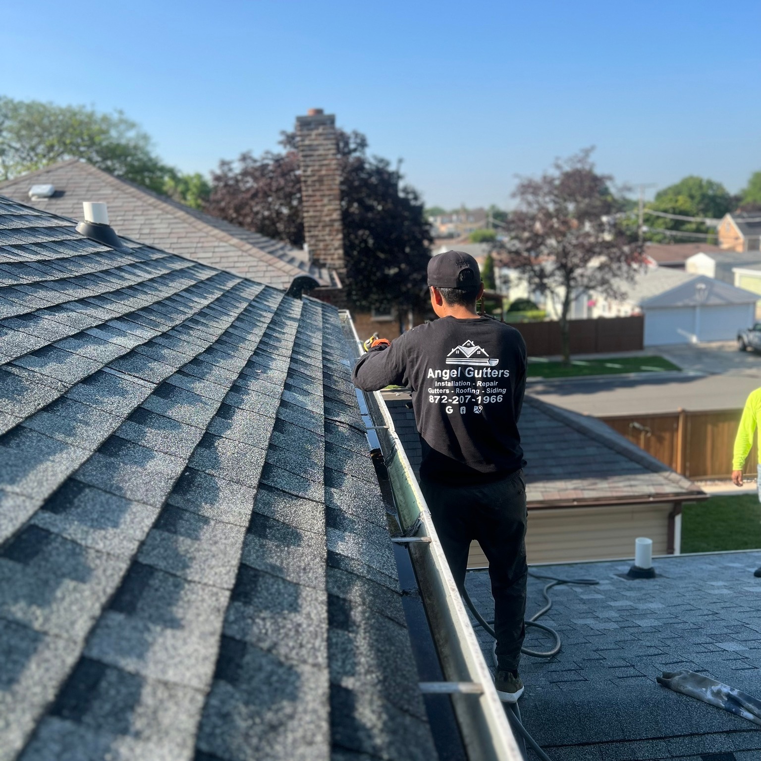 Gutters Angel installation and cleaning,