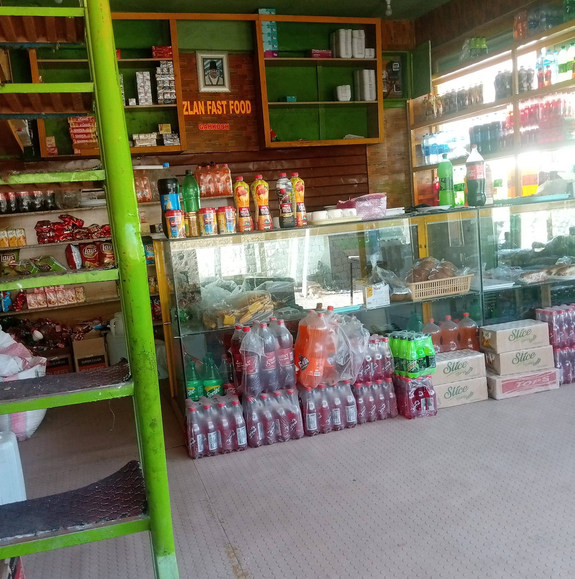 Azlan fast food