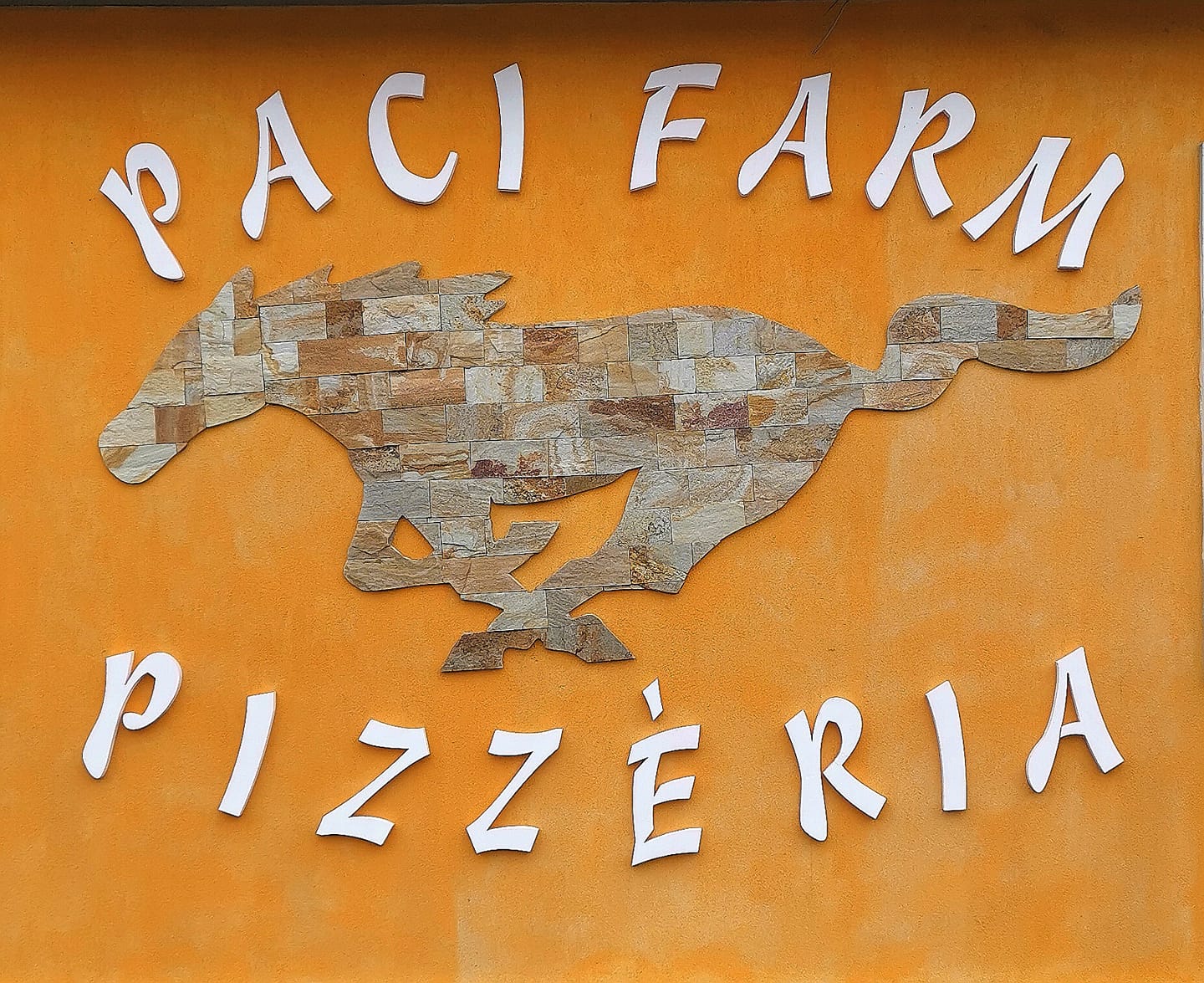 PACI FARM pizzéria
