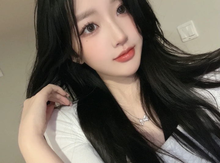 何雅妮