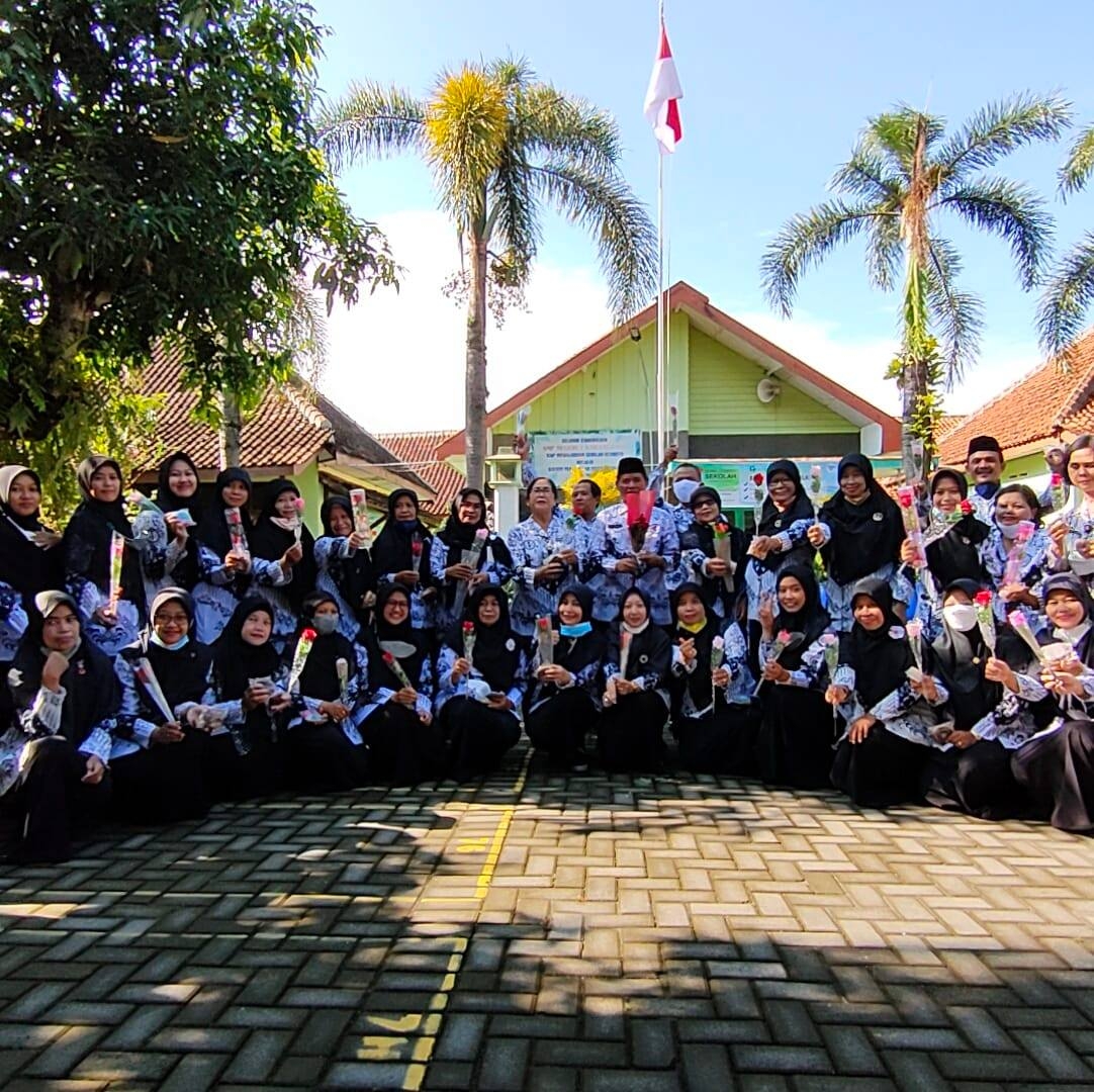 SMP N 1 Karanganom | Karanganom