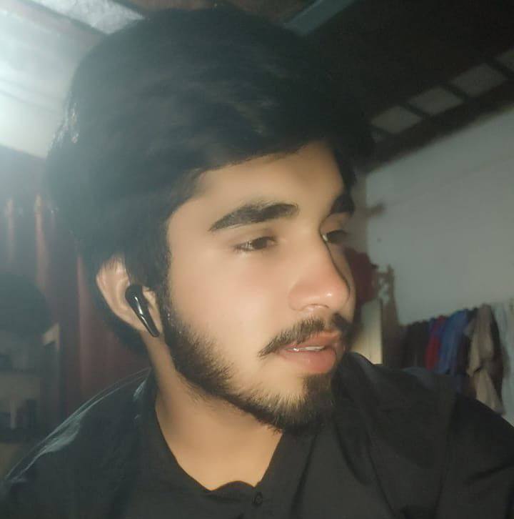 Ek dost chahie bana jata ho hi likho ya bye | udas larki