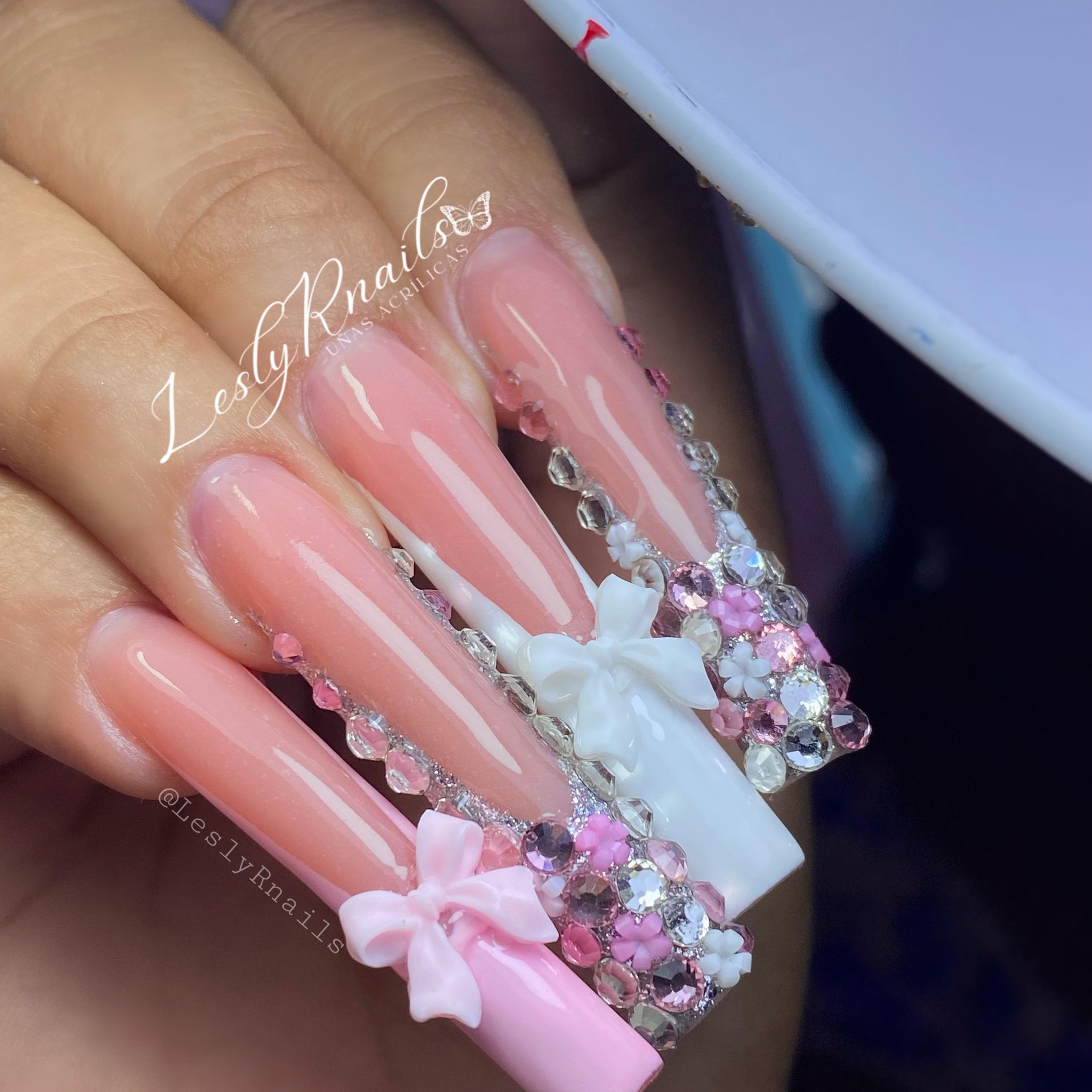 Lesly RNails