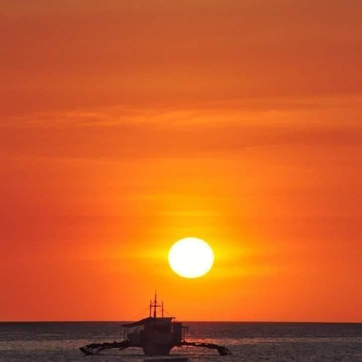 Matabungkay beach resort lian batangas