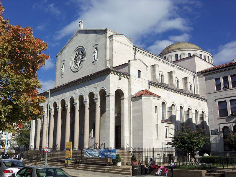 Shrine of the Sacred Heart DC / Santuario del Sagrado Corazón DC