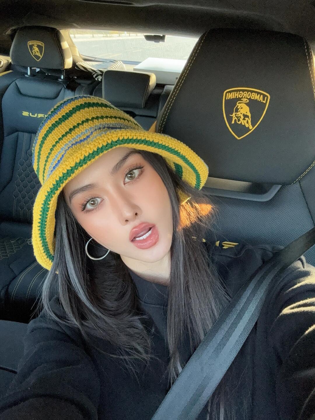 Harper Thomas