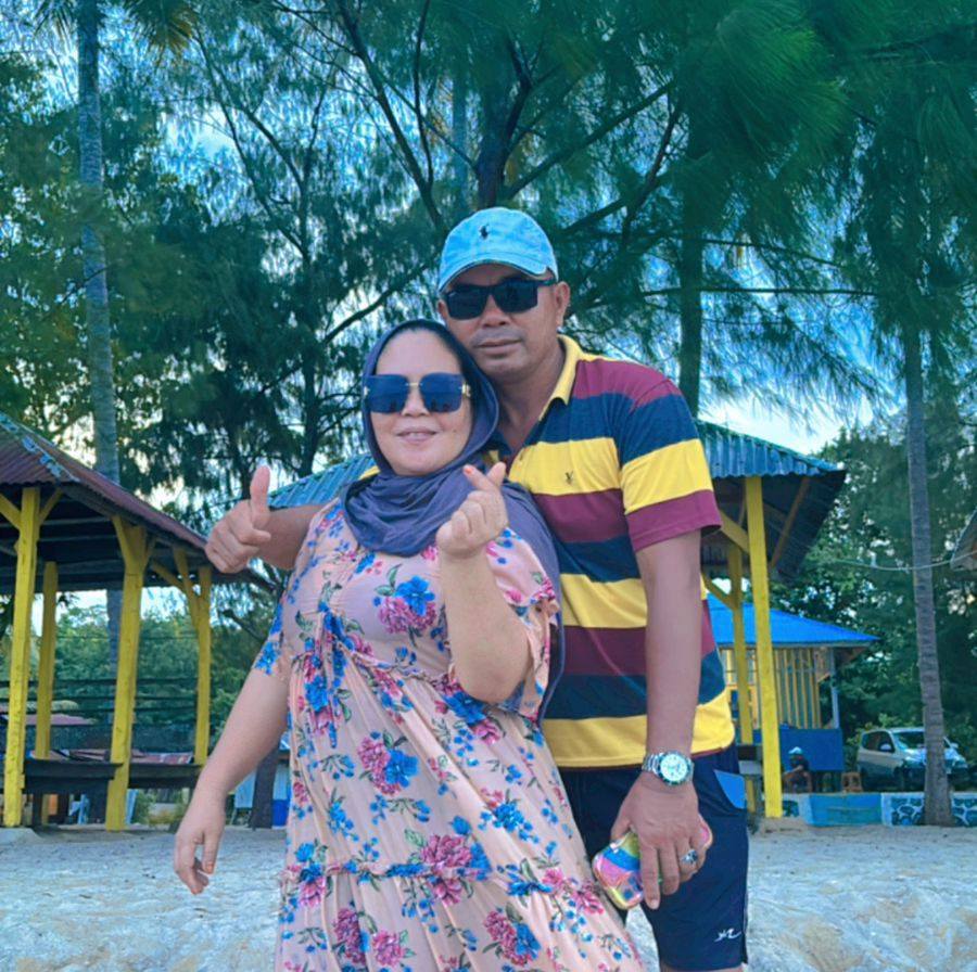 Ini lah kmi pejuang rupiah dan pejuang padam api juga,, Semoga keadaan ...