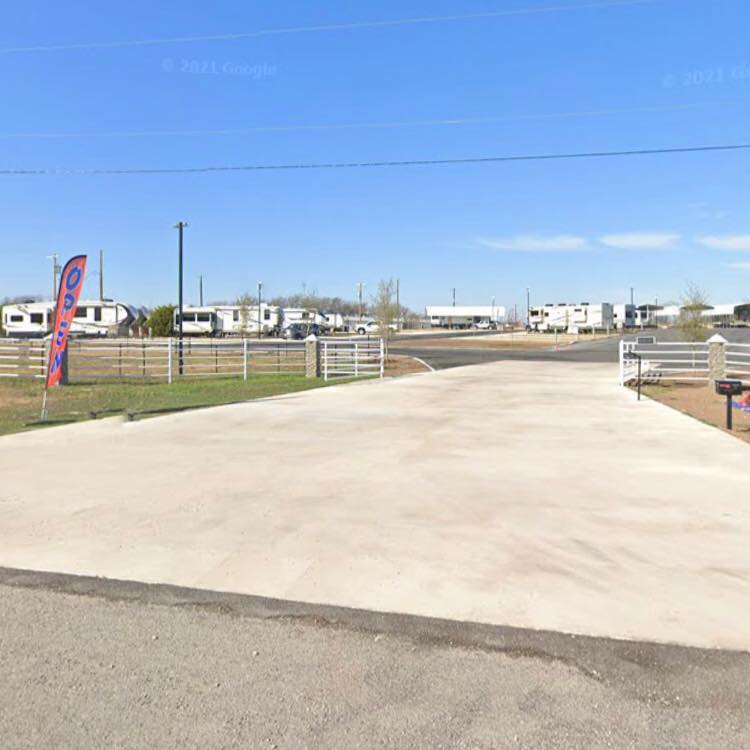 Trinity RV Park | Cresson TX