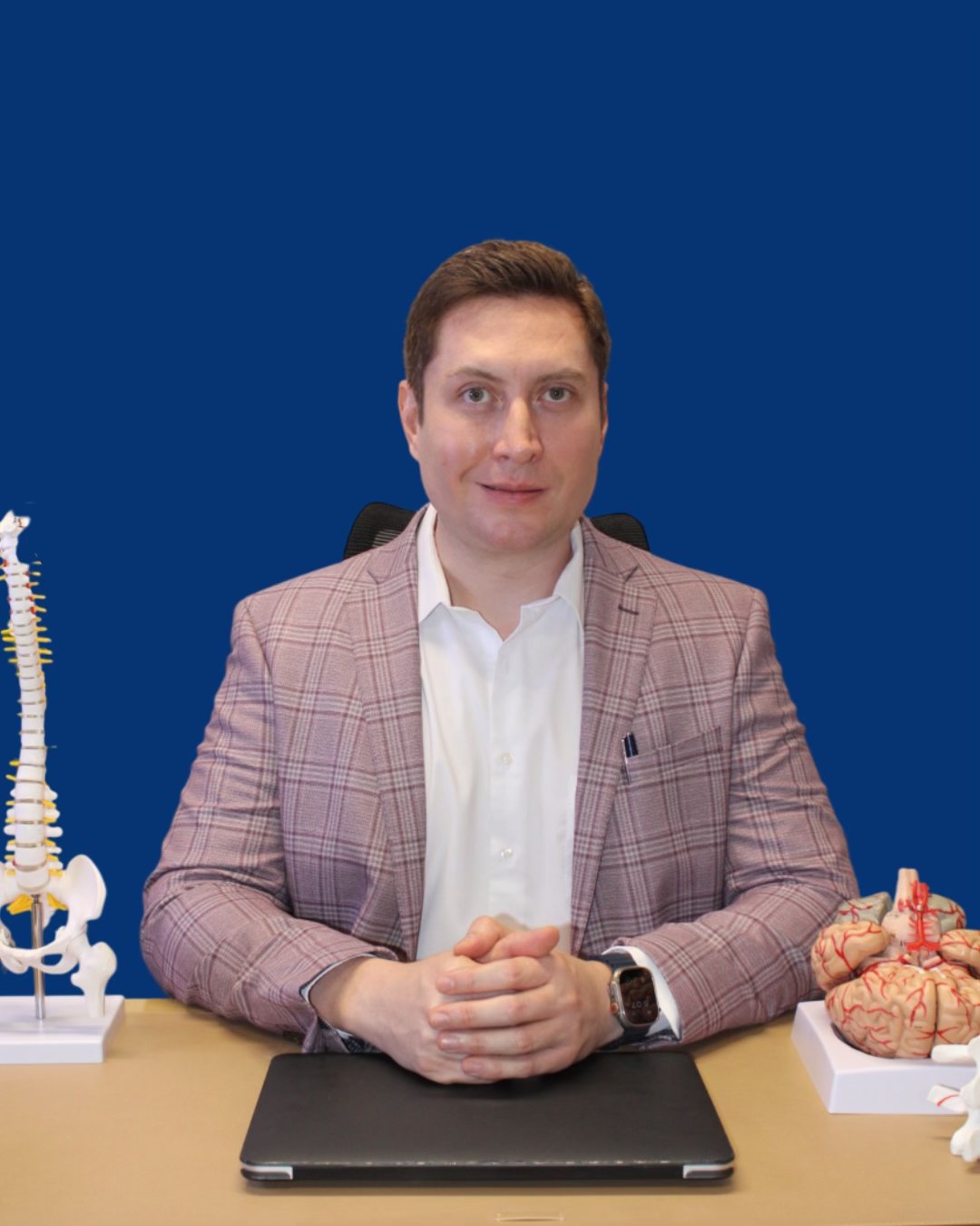 Dr. José Ramón Martínez Pablos Neurocirujano | Culiacán