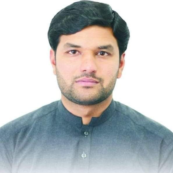 Naik Zada