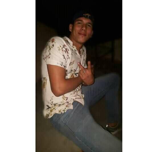 LUIS R.M