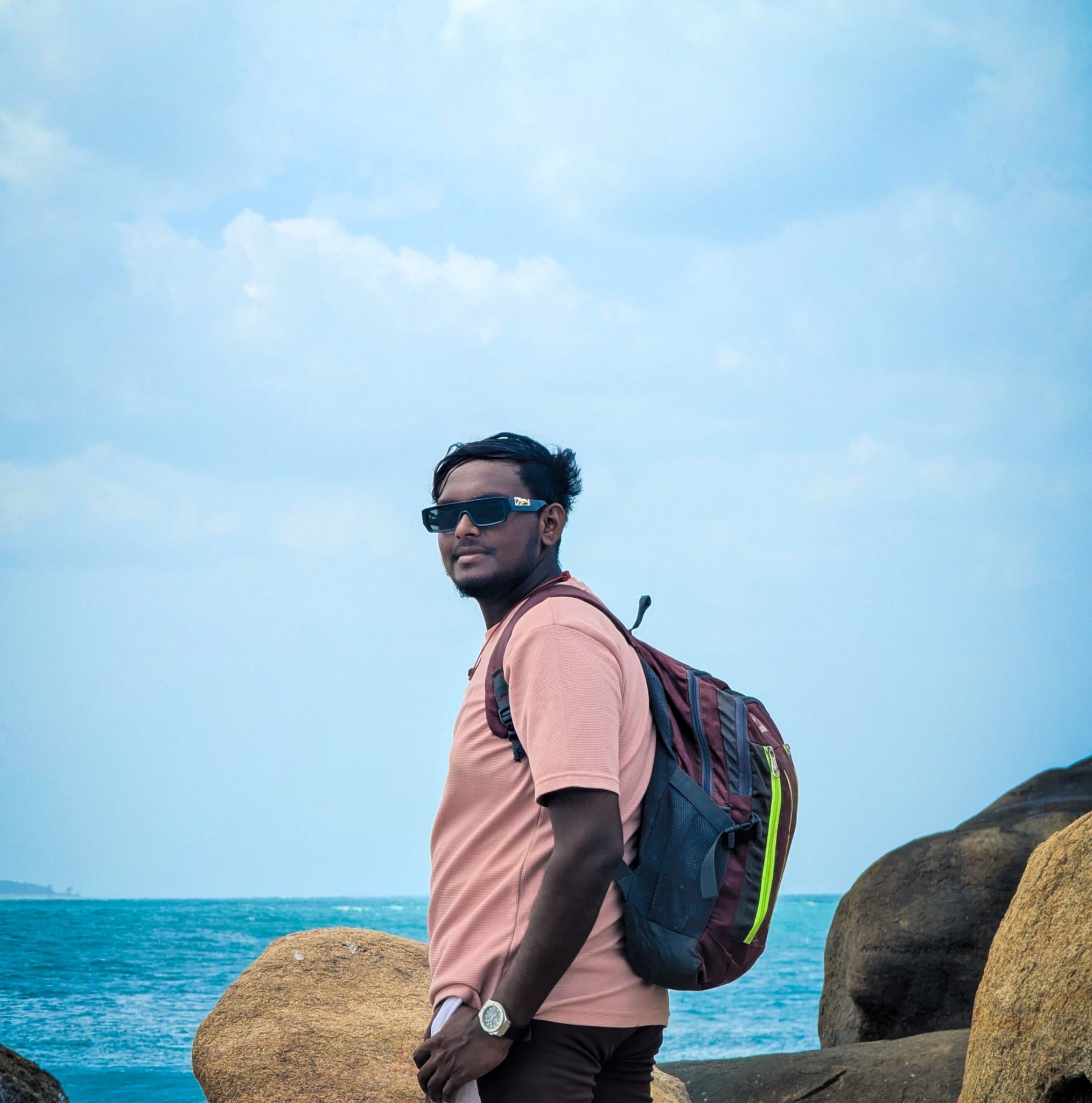 Vasantham - Intha...?... Padam Pathu Dhan Intha...?... Hero Oda Fan ...