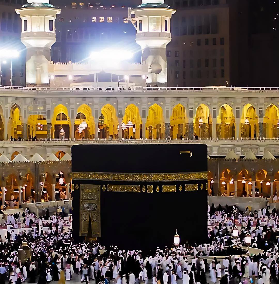 مسجد القبلتین مدینہ منورہ وہ بابرکت مقام جہاں قبلہ تبدیل ہوا۔ اللہ پاک
