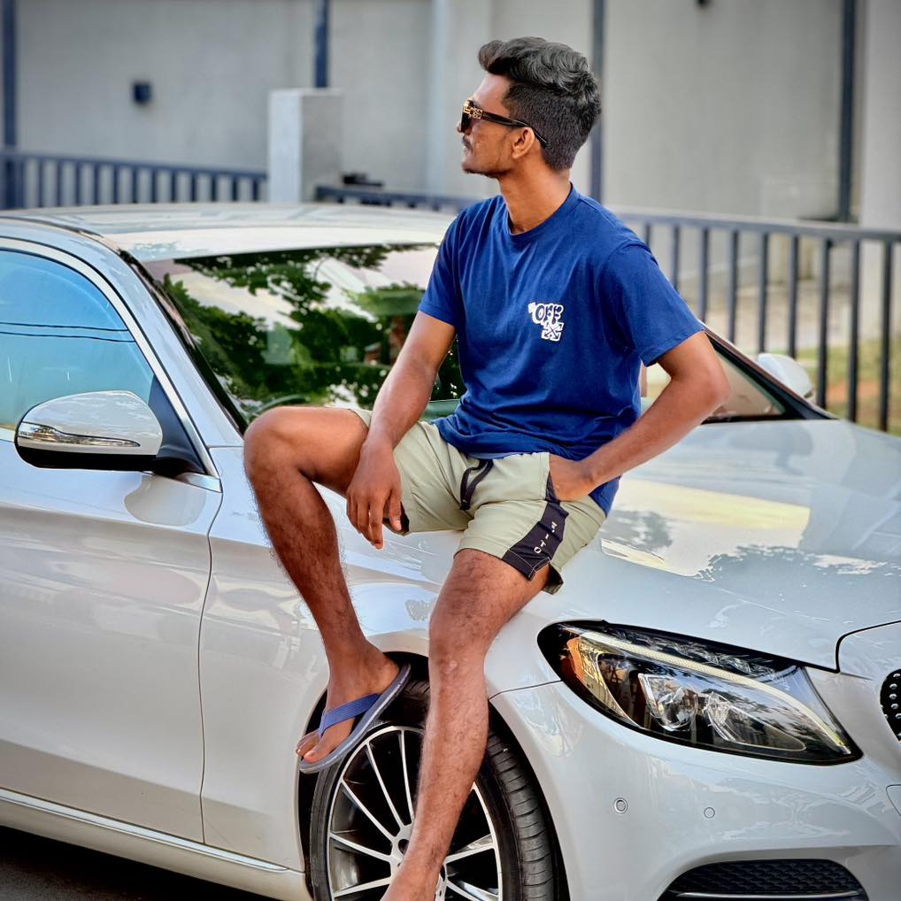🈴Make your... - Amarasingha Luxury Wedding Cars - Srilanka | Facebook