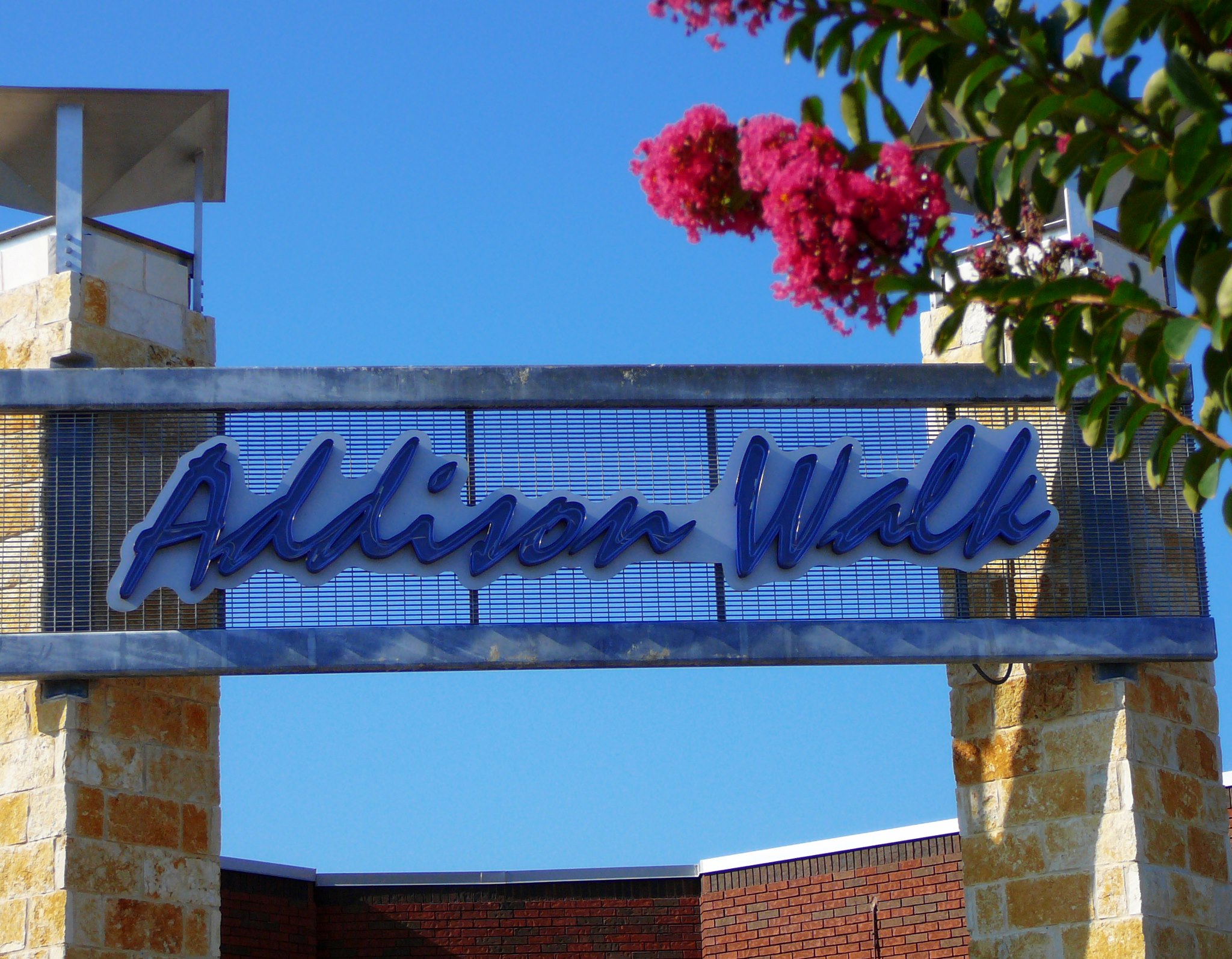 Addison Walk Shopping Center | Addison TX