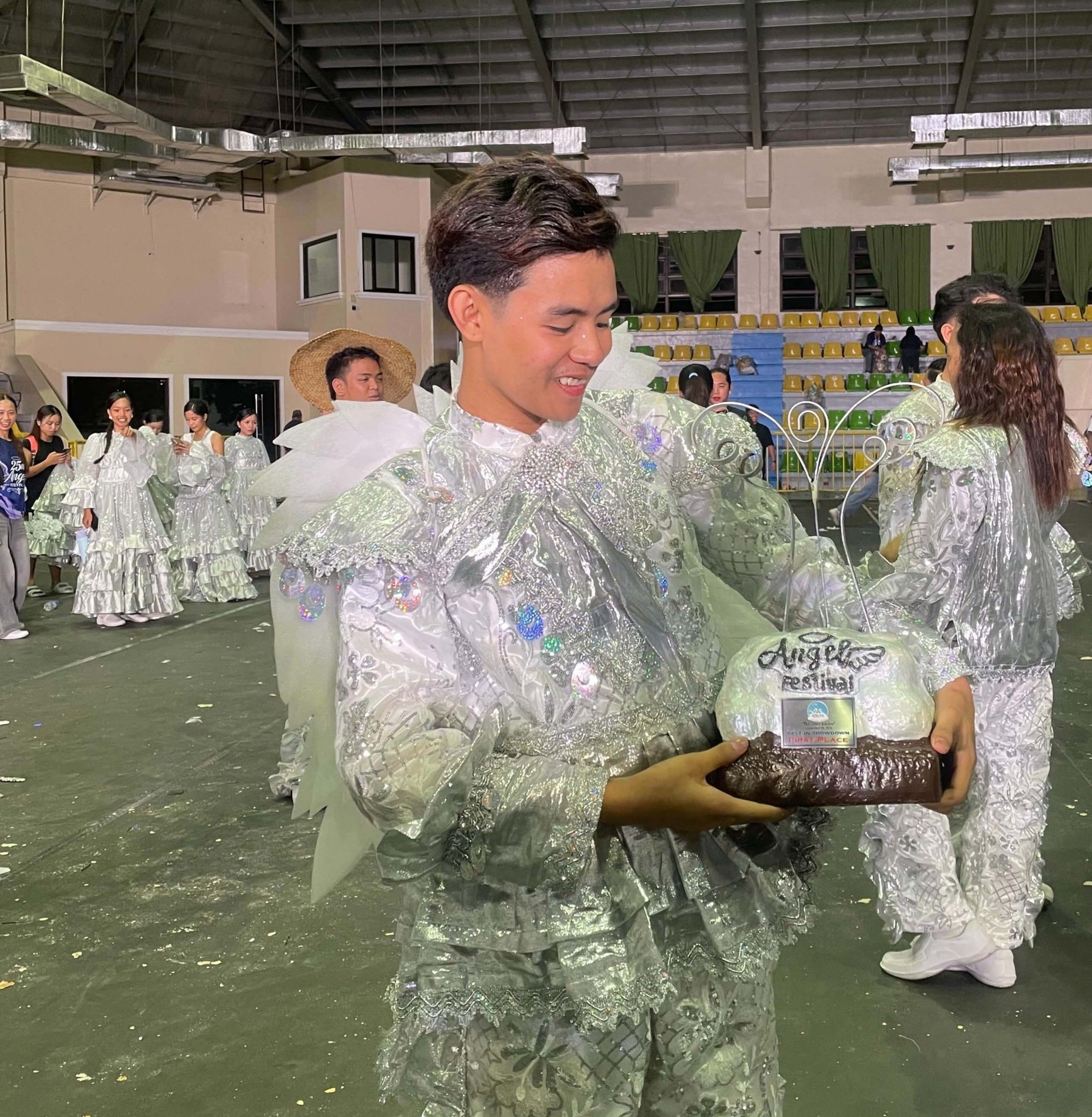 Dinaan mo lang naman sa pa cute | ESTR Festivals