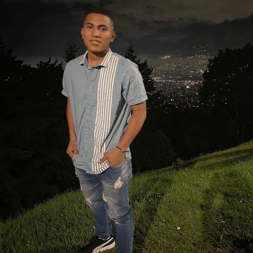 Benitezz Quinayas