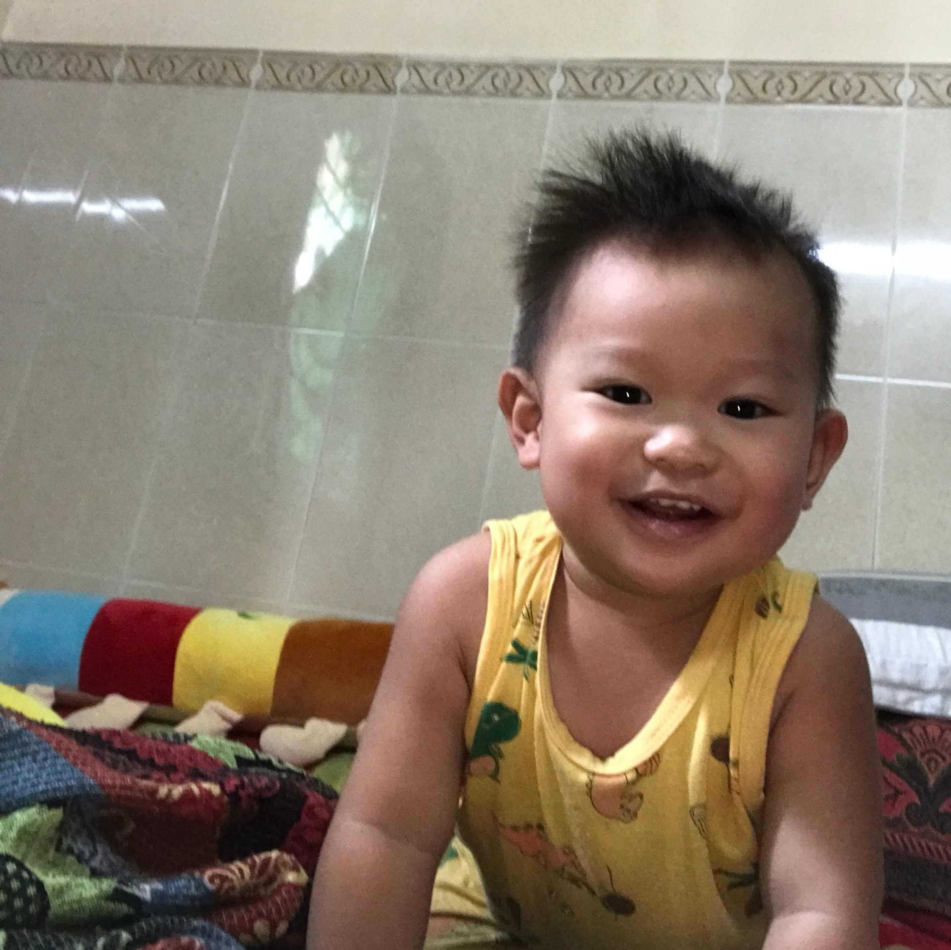 Đang chiên bánh xèo. Phần 3 bánh 60k kèm rau và nước chấm. Alo Ngân ...