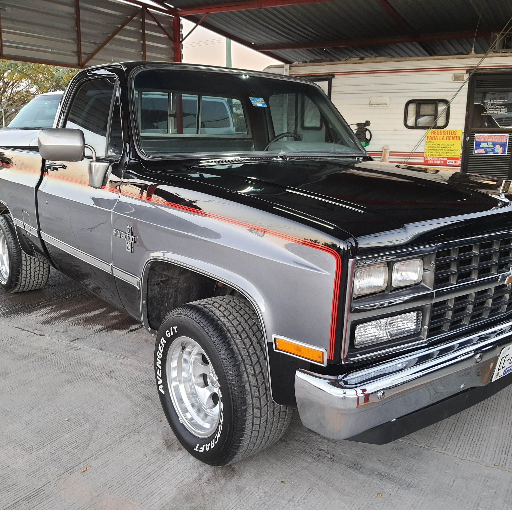Quien con cofre y esa defensa ram 17 | Facebook