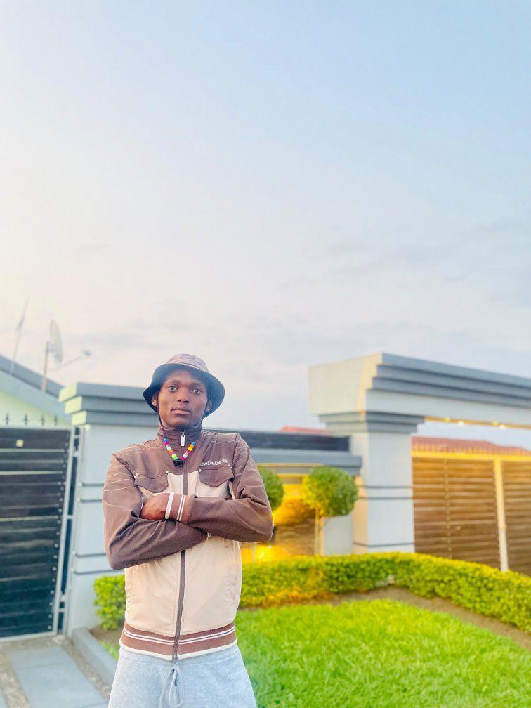 Don't trust a friend.. 😭 ️🙏🏿 #reelsviralシ #Anyone #wordoftheday # ...