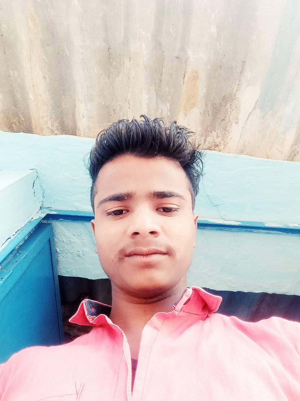 Monu rajak mp