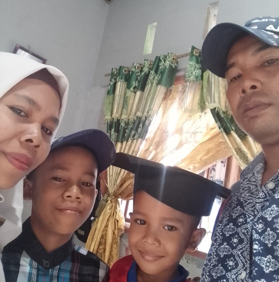 Tak kan pisah - Eren #Takkanpisah #takkanpisaheren #akustik | Melodi Lirik