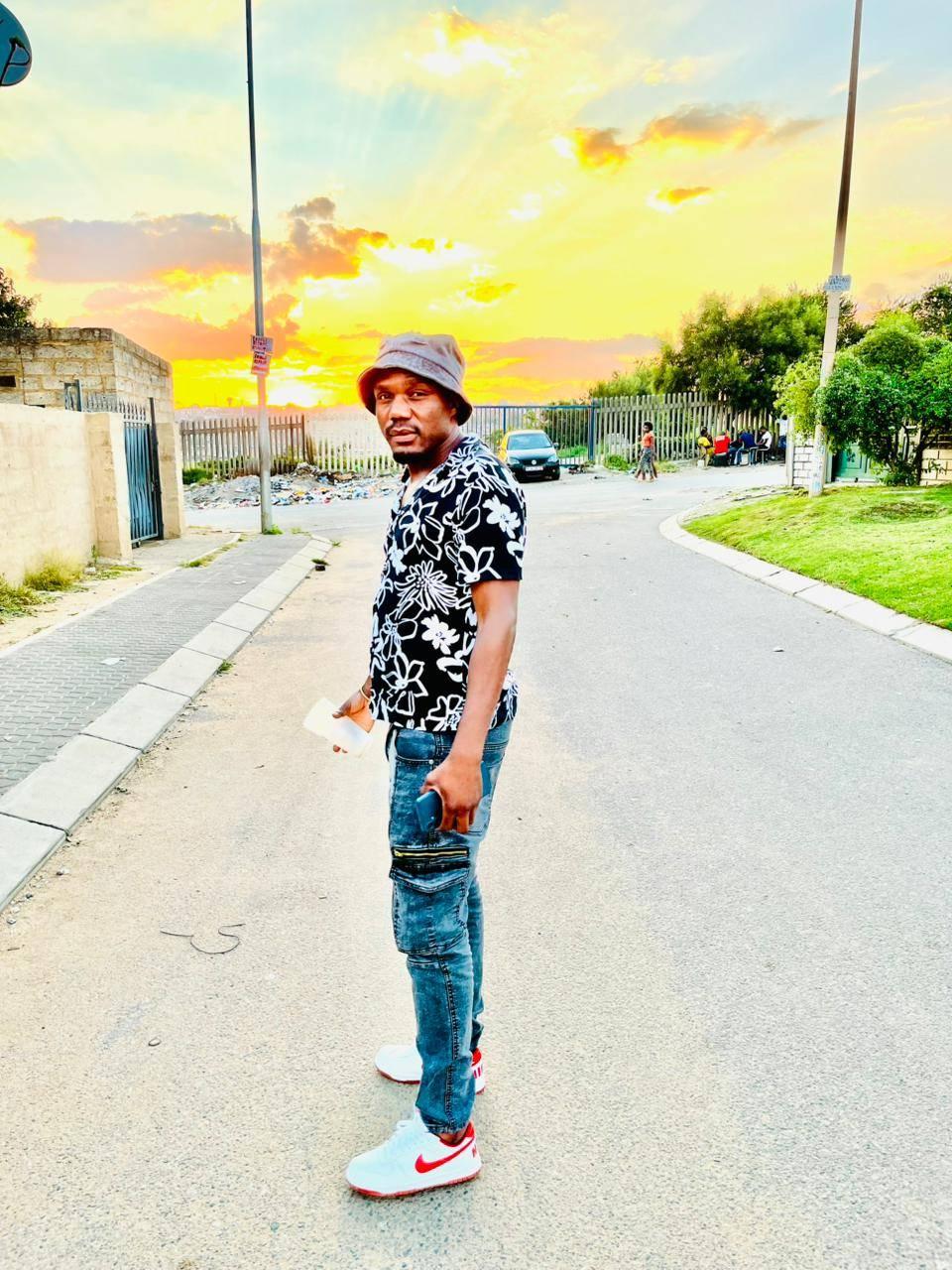 Ephia Mphela