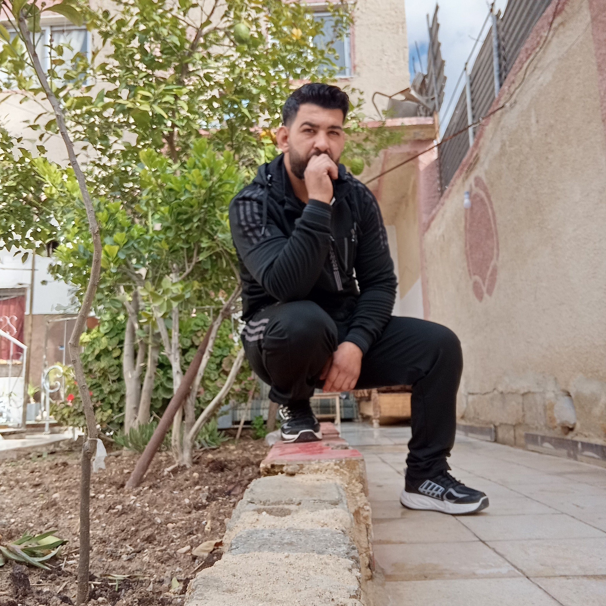عمر عمر ابو احمد